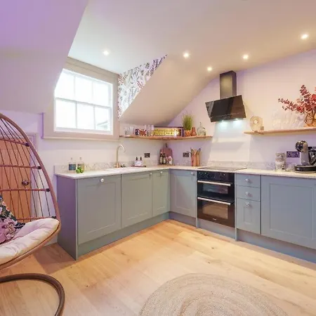 Apartment Tellers Secret Loft The Bank Of England Bristol