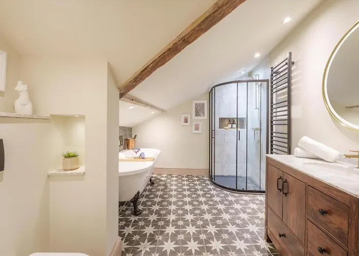 Tellers Secret Loft The Bank Of England * Bristol